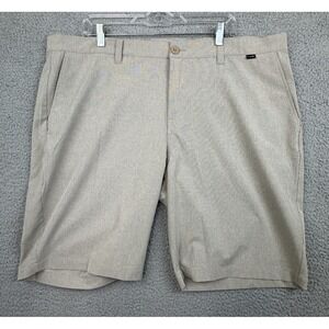 Travis Matthew Beck Golf Shorts Mens Size 42 Beige Khaki Microcheck